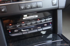 2010款奔驰E300深度试驾