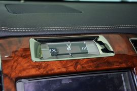 2013款凯迪拉克凯雷德6.2L