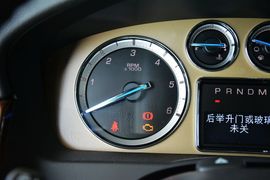 2013款凯迪拉克凯雷德6.2L