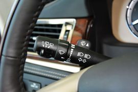 2013款凯迪拉克凯雷德6.2L