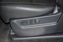 2013款凯迪拉克凯雷德6.2L