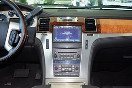 2013款凯迪拉克凯雷德6.2L