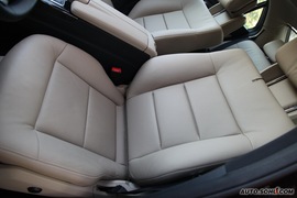2010款奔驰E300深度试驾