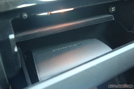 2010款奔驰E300深度试驾