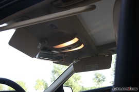 2010款奔驰E300深度试驾