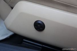 2010款奔驰E300深度试驾