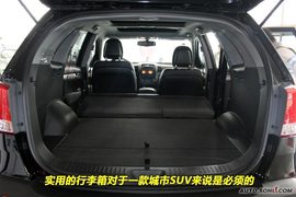 2010款起亚新索兰托到店实拍