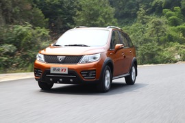 试驾2014款东风风行景逸X3