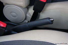 09款铃木新奥拓内饰