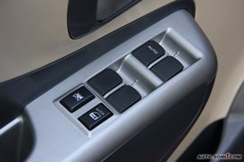 09款铃木新奥拓内饰