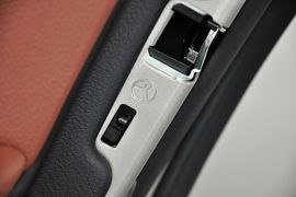 2014款宝马520i典雅型