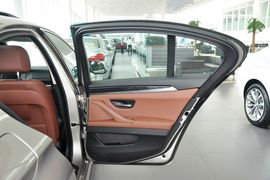2014款宝马520i典雅型