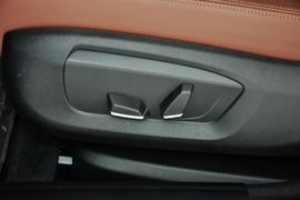 2014款宝马520i典雅型