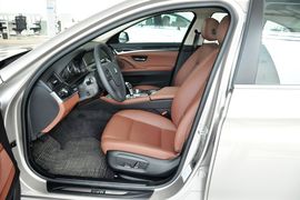 2014款宝马520i典雅型