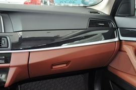 2014款宝马520i典雅型