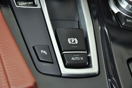 2014款宝马520i典雅型