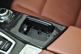 2014款宝马520i典雅型