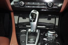 2014款宝马520i典雅型
