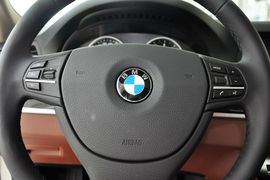 2014款宝马520i典雅型