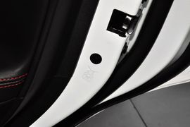 2014款别克昂科拉1.4T手动两驱都市运动型