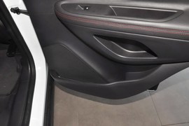 2014款别克昂科拉1.4T手动两驱都市运动型