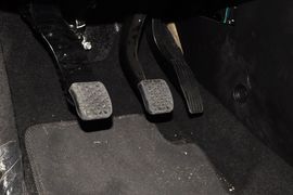 2014款别克昂科拉1.4T手动两驱都市运动型