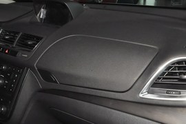 2014款别克昂科拉1.4T手动两驱都市运动型