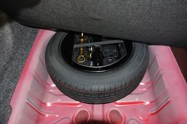 2014款雪铁龙全新爱丽舍1.6L舒适手动型深内饰版
