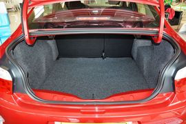 2014款雪铁龙全新爱丽舍1.6L舒适手动型深内饰版