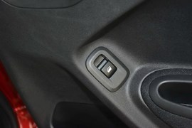 2014款雪铁龙全新爱丽舍1.6L舒适手动型深内饰版