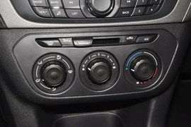 2014款雪铁龙全新爱丽舍1.6L舒适手动型深内饰版