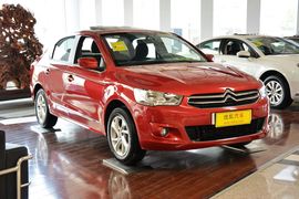 2014款雪铁龙全新爱丽舍1.6L舒适手动型深内饰版