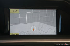 2009款奔驰E300导航评测