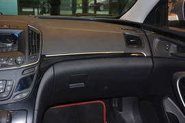 2014款别克君威1.6T