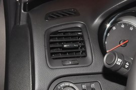 2014款别克君威1.6T