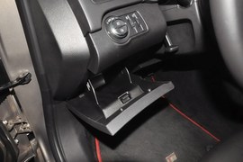 2014款别克君威1.6T