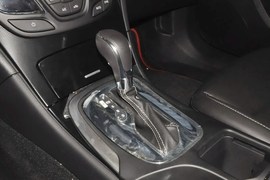 2014款别克君威1.6T