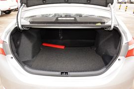2014款丰田卡罗拉1.8L