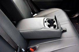 2014款丰田卡罗拉1.8L