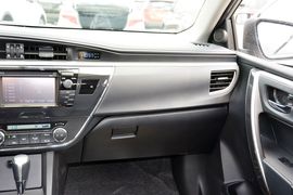 2014款丰田卡罗拉1.8L
