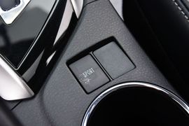 2014款丰田卡罗拉1.8L