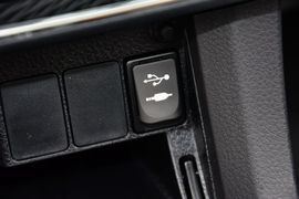 2014款丰田卡罗拉1.8L