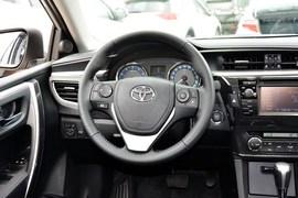 2014款丰田卡罗拉1.8L