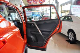 2013款丰田RAV4