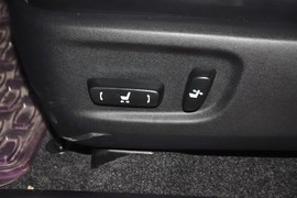 2013款丰田RAV4