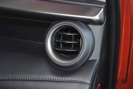 2013款丰田RAV4