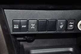 2013款丰田RAV4