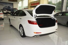 2014款奔腾B70