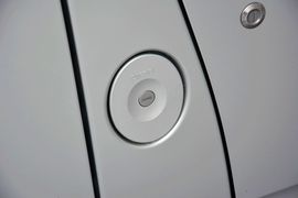 2012款上汽大通V80