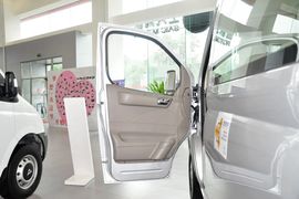 2012款上汽大通V80